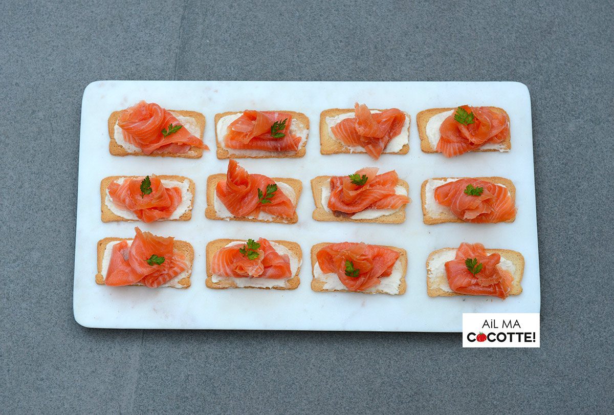 Crackers au saumon et raifort