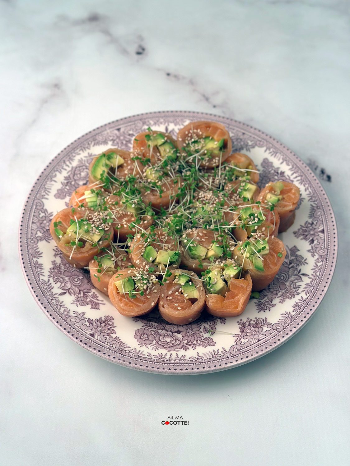 Rouleaux aux deux saumons et à l'avocat